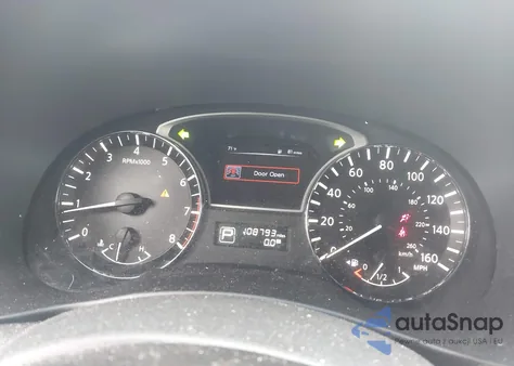 2015 Nissan Pathfinder Sv z USA, uszkodzony, nr VIN 5N1AR2MN6FC658047